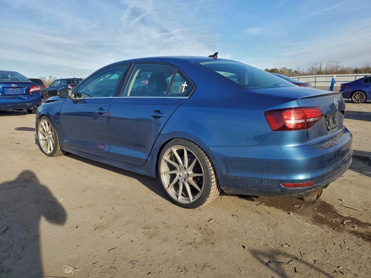 2016 VOLKSWAGEN JETTA SEL photo 2