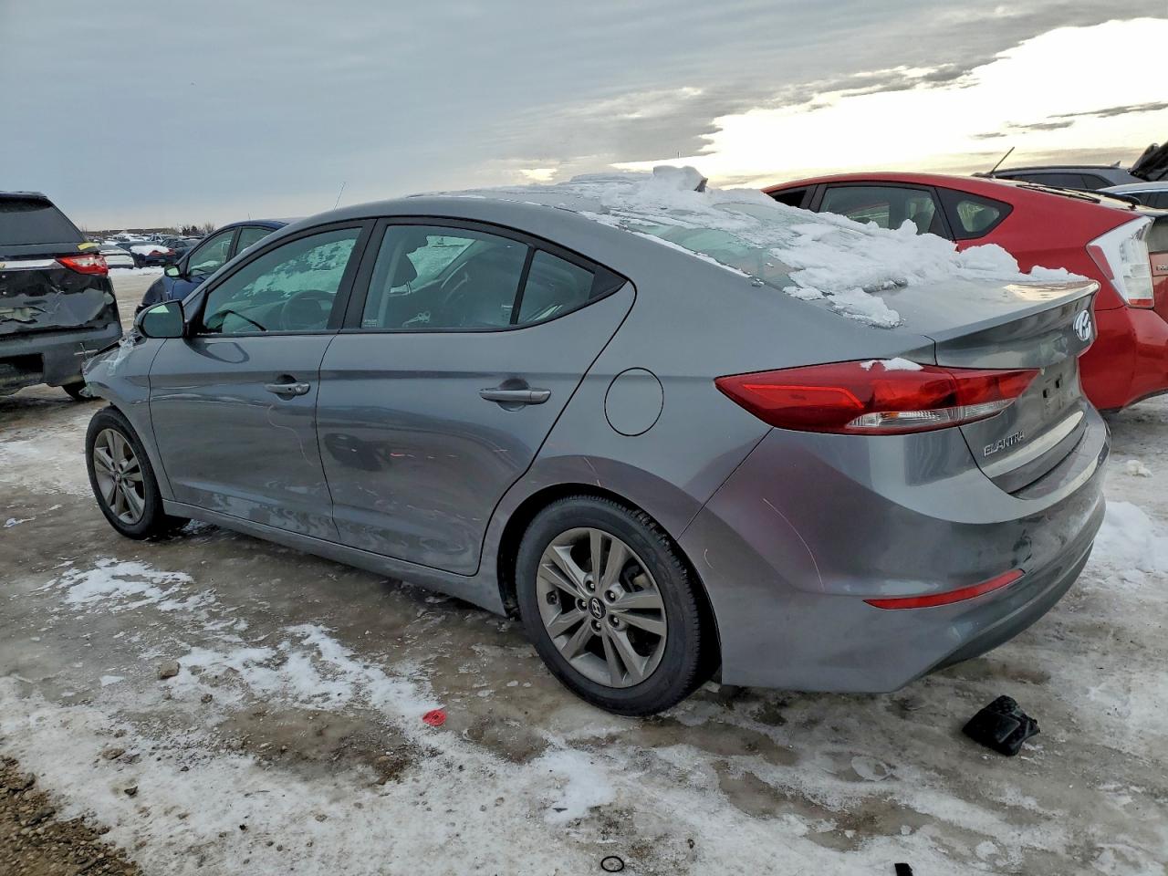 2018 HYUNDAI ELANTRA SEL photo 2