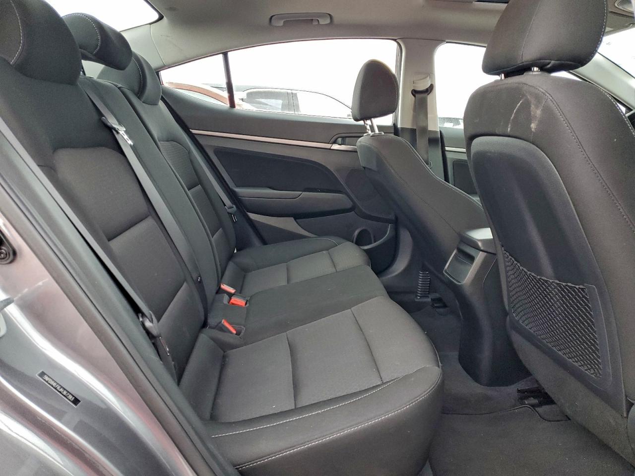 2018 HYUNDAI ELANTRA SEL photo 10