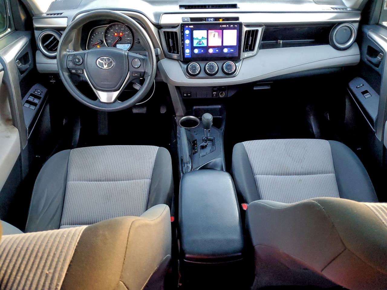 2014 TOYOTA RAV4 LE photo 8