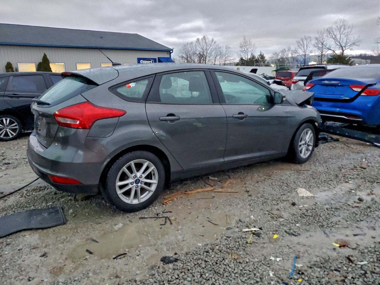 2018 FORD FOCUS SE photo 3