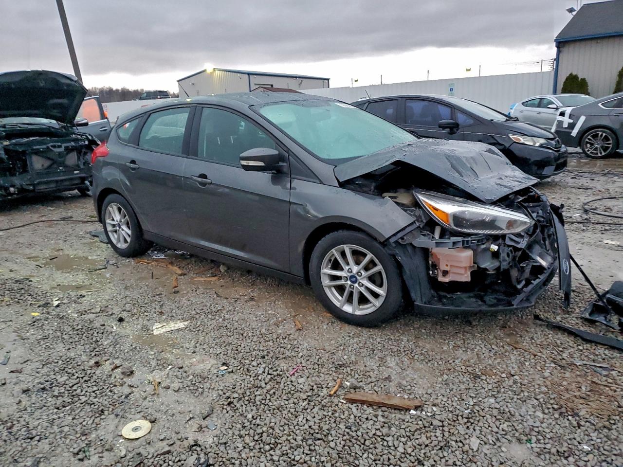 2018 FORD FOCUS SE photo 4