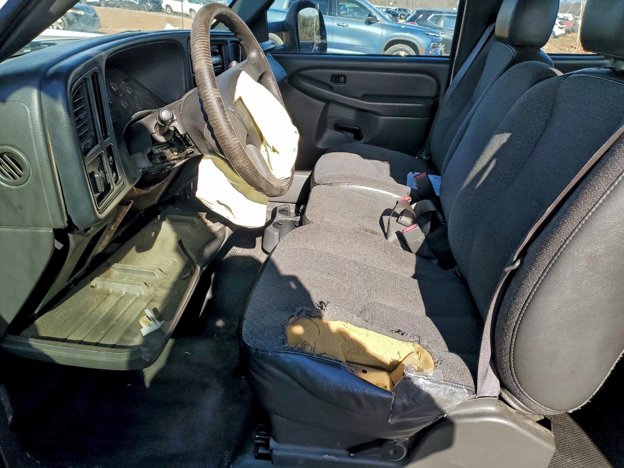 2004 CHEVROLET SILVERADO C2500 HEAVY DUTY photo 7