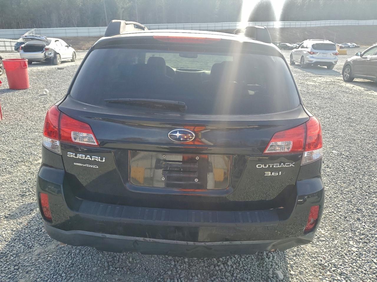 2010 SUBARU OUTBACK 3.6R LIMITED photo 6