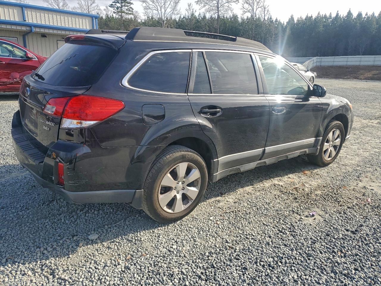 2010 SUBARU OUTBACK 3.6R LIMITED photo 3