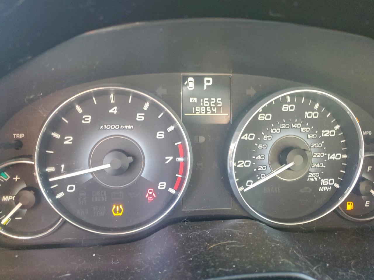 2010 SUBARU OUTBACK 3.6R LIMITED photo 9