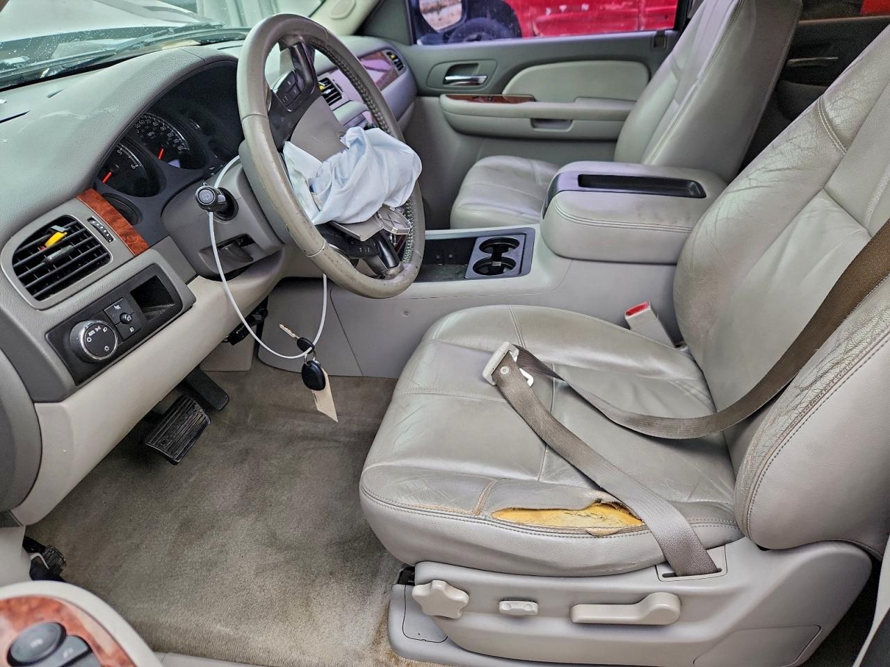 2008 CHEVROLET TAHOE C1500 photo 7