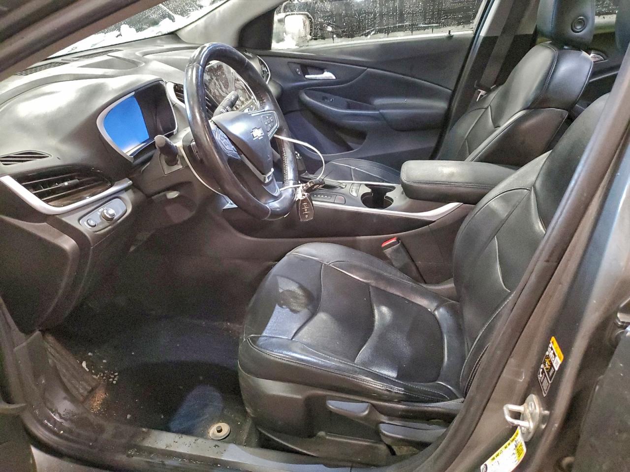 2017 CHEVROLET VOLT LT photo 7