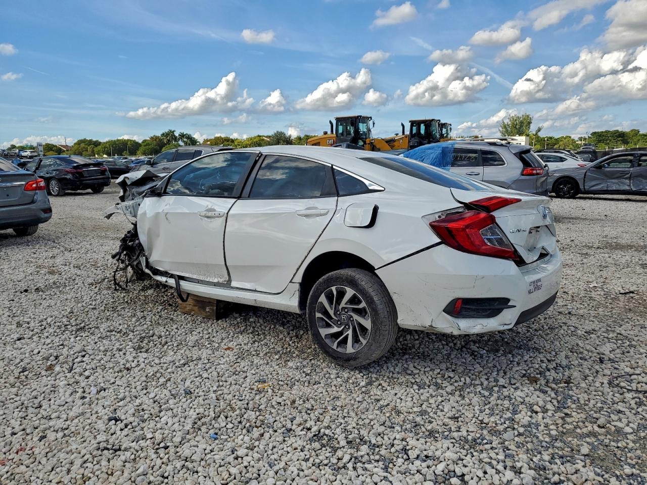 2016 HONDA CIVIC EX photo 2