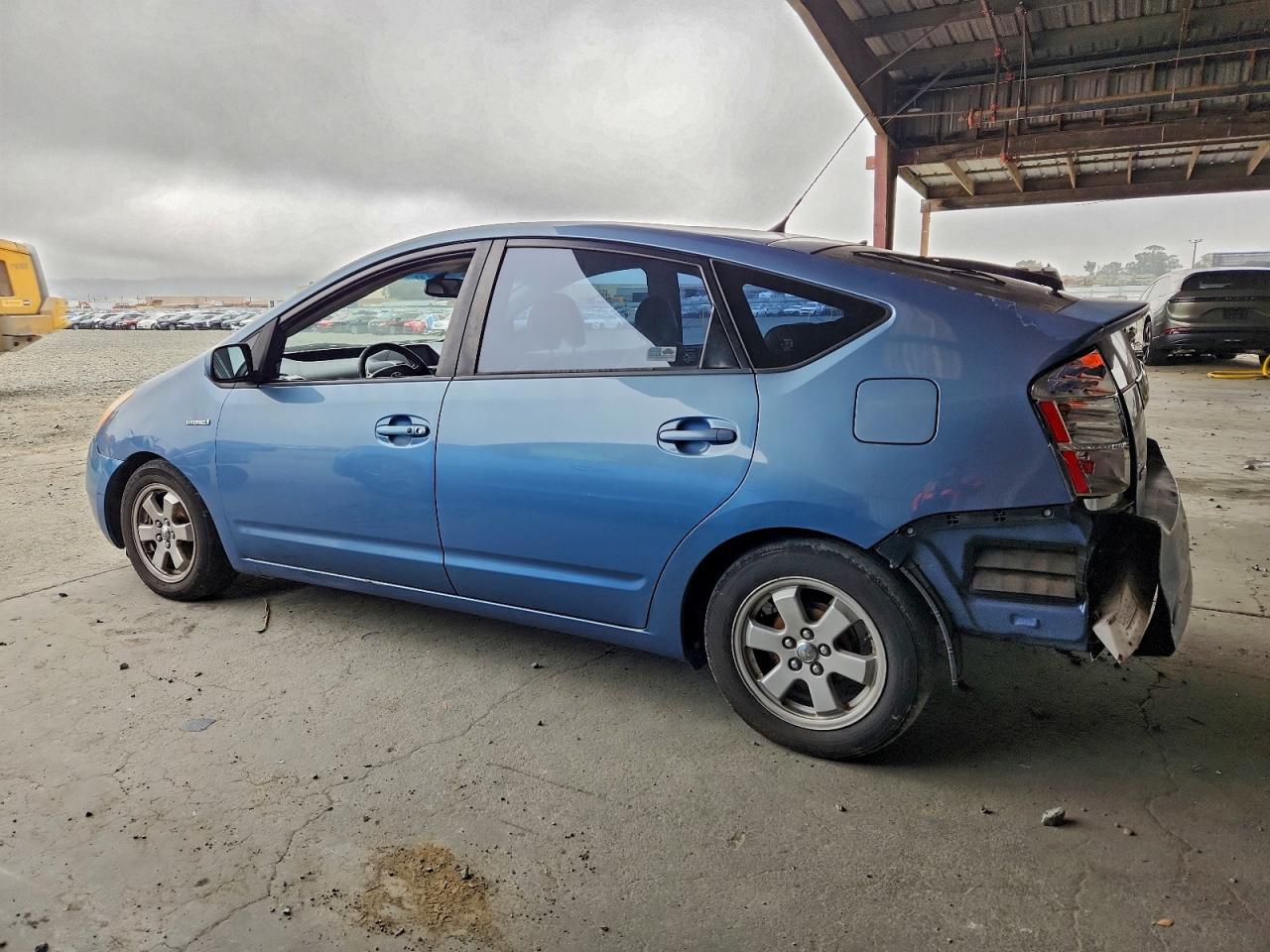 2008 TOYOTA PRIUS photo 4