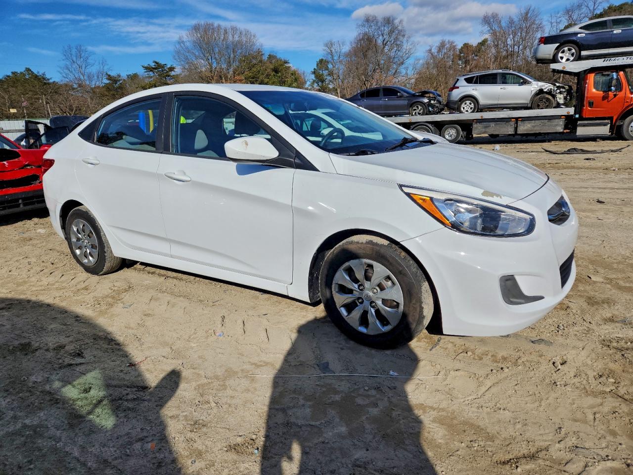 2017 HYUNDAI ACCENT SE photo 4