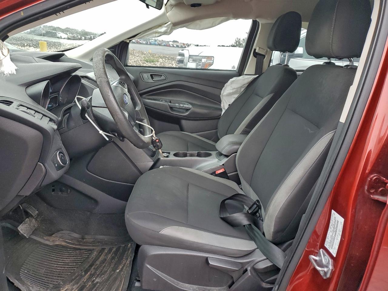 2015 FORD ESCAPE S photo 7