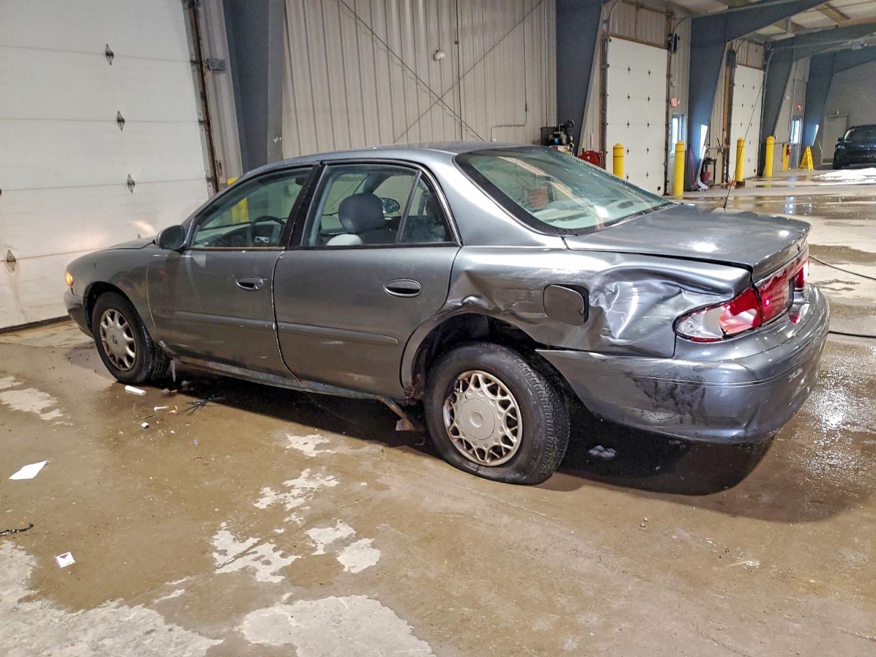2004 BUICK CENTURY CUSTOM photo 2