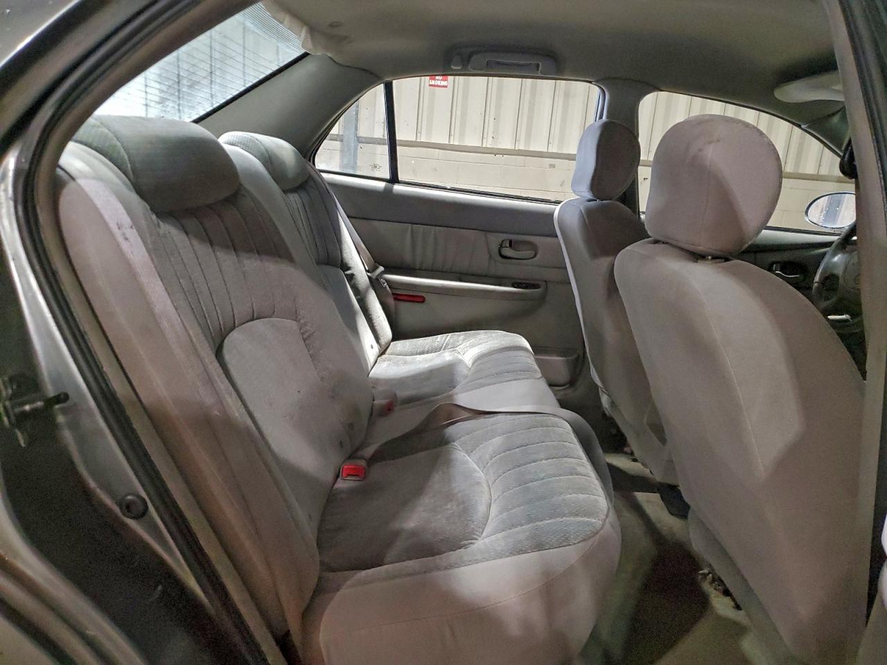 2004 BUICK CENTURY CUSTOM photo 10