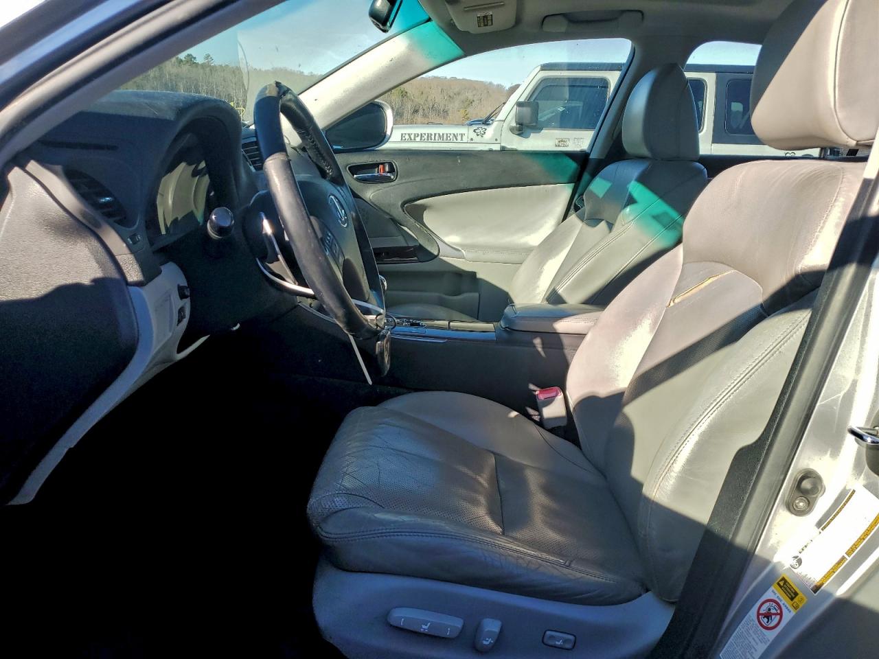 2007 LEXUS IS 250 photo 7