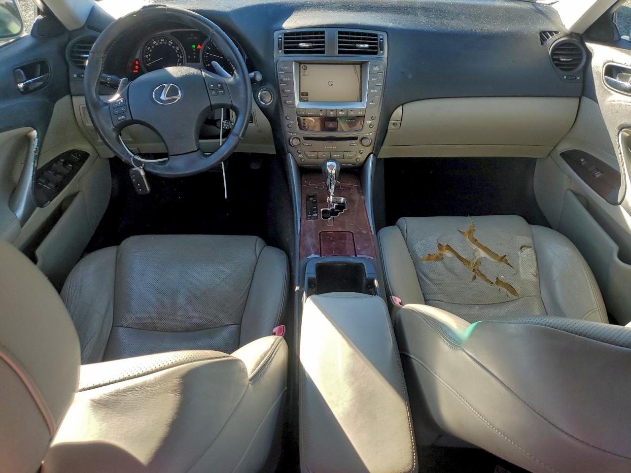 2007 LEXUS IS 250 photo 8