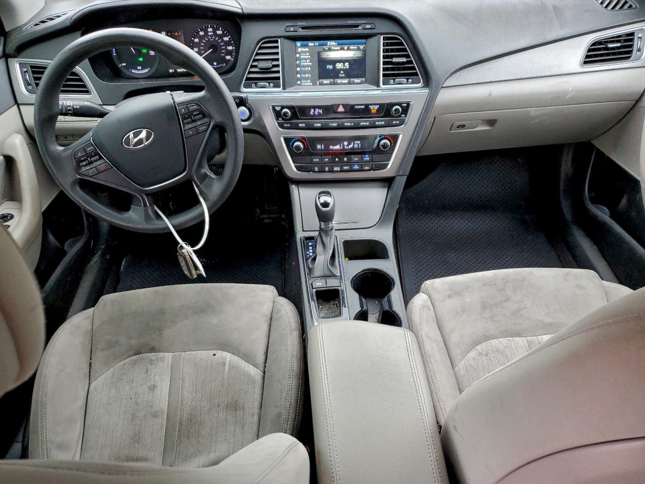 2017 HYUNDAI SONATA HYBRID photo 8