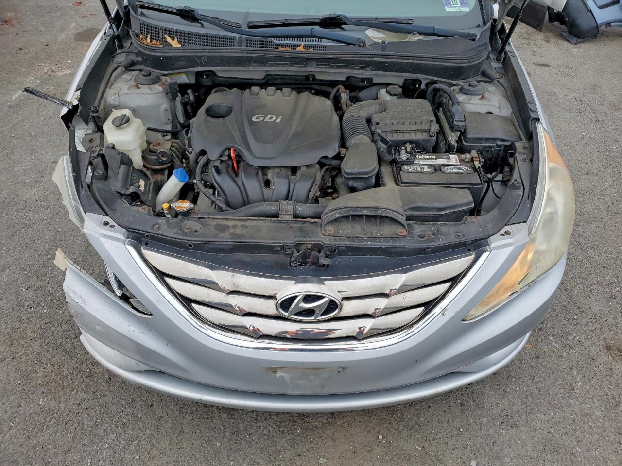 2012 HYUNDAI SONATA SE photo 11