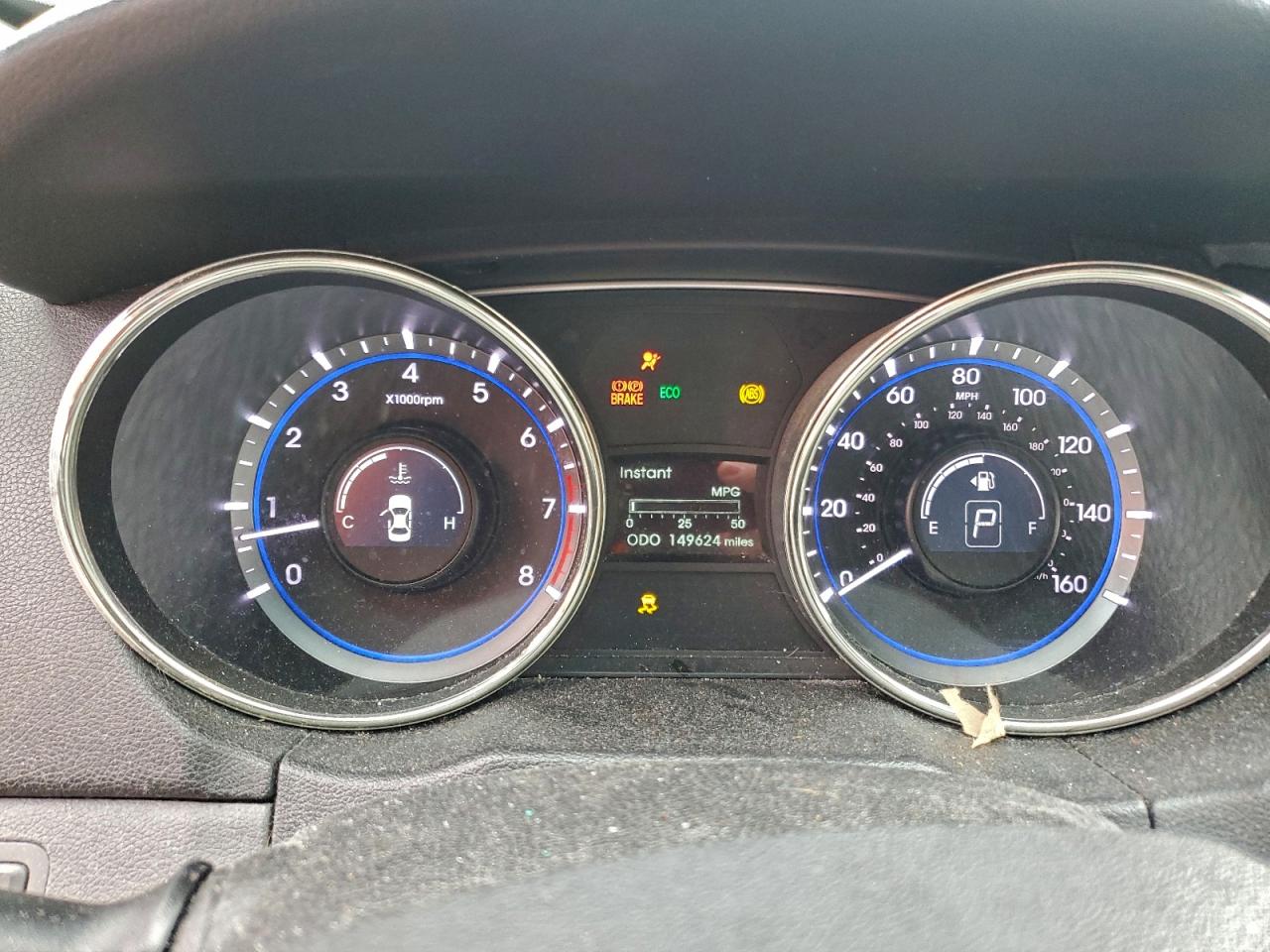 2012 HYUNDAI SONATA SE photo 9
