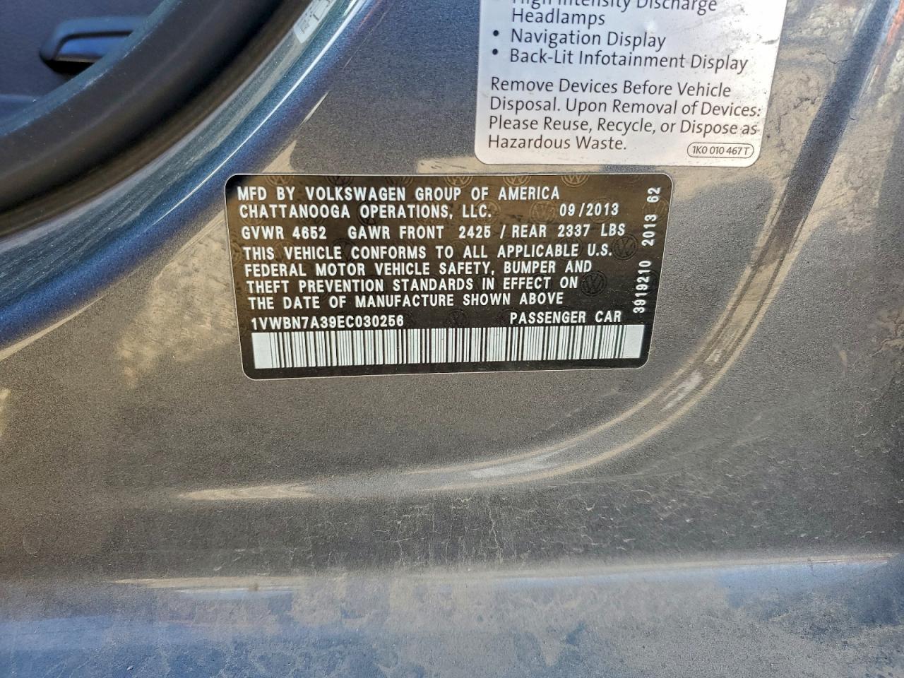 2014 VOLKSWAGEN PASSAT SE photo 12