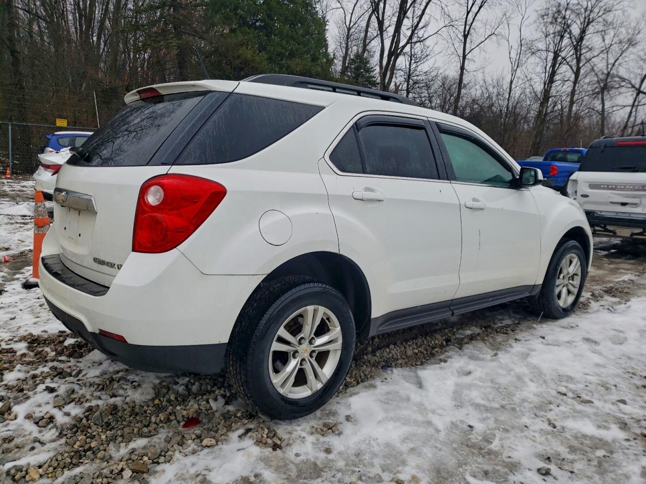 2013 CHEVROLET EQUINOX LT photo 5