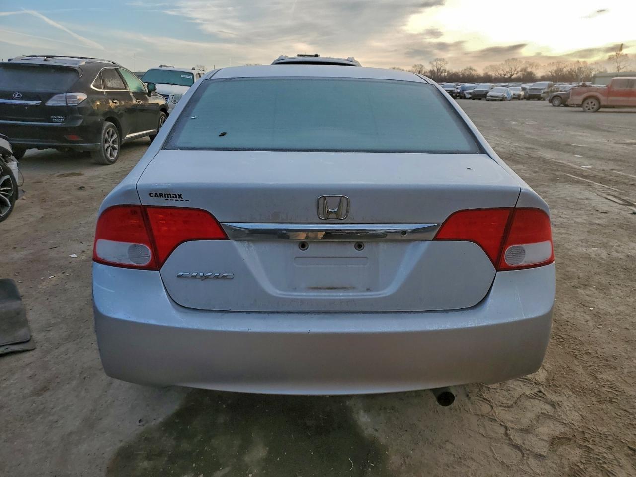 2011 HONDA CIVIC LX photo 6