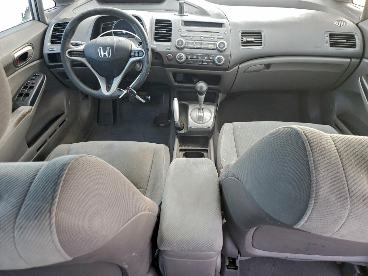 2011 HONDA CIVIC LX photo 8