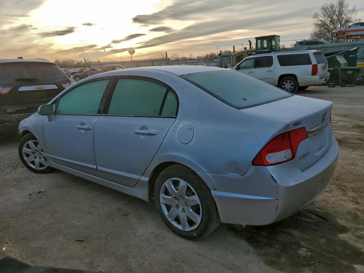 2011 HONDA CIVIC LX photo 2