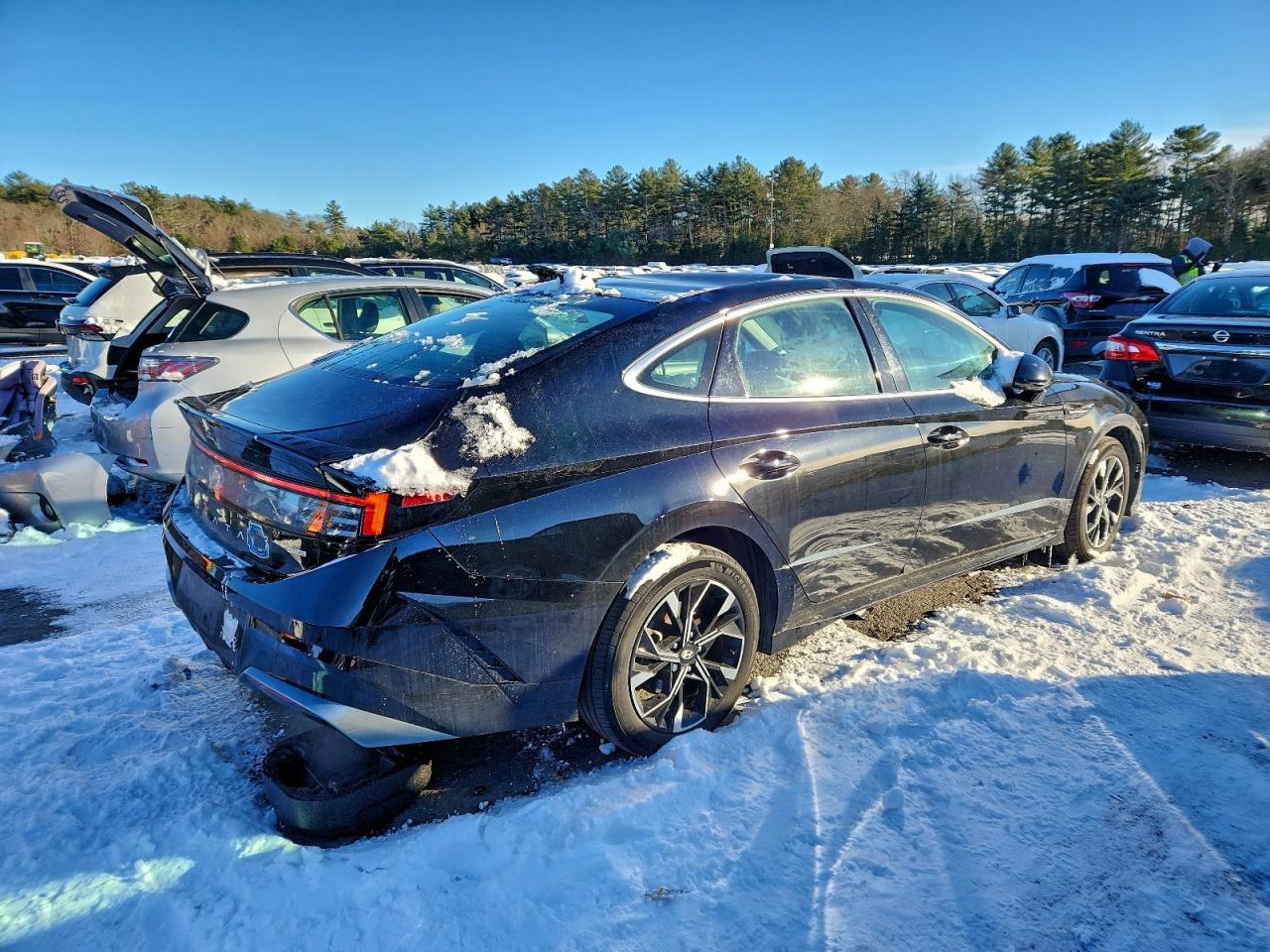 2024 HYUNDAI SONATA SEL photo 3