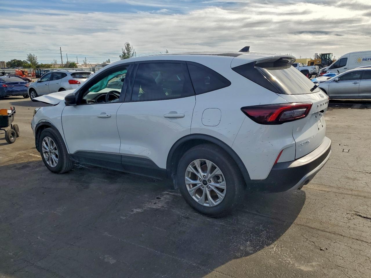 2025 FORD ESCAPE ACTIVE photo 2