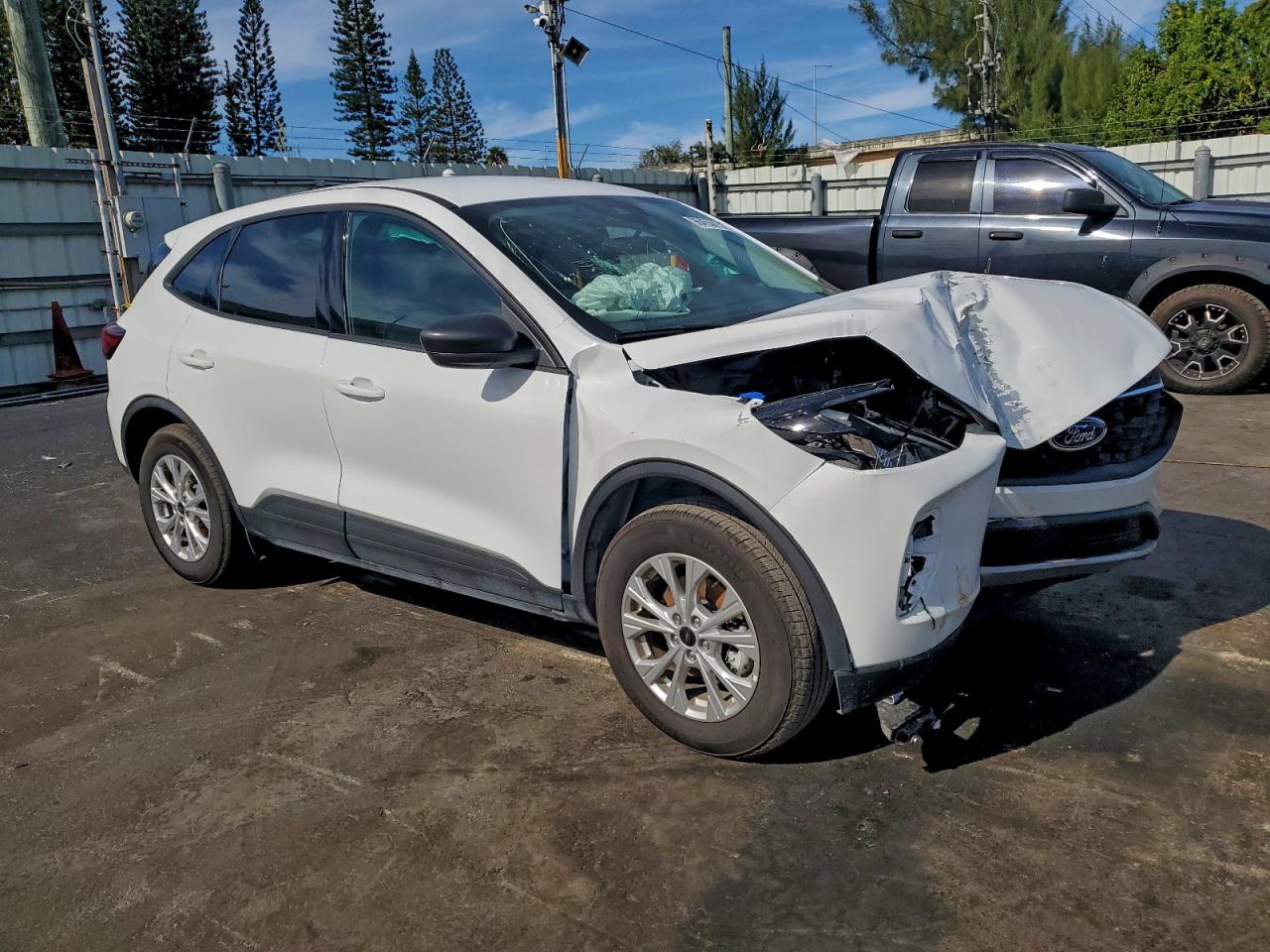 2025 FORD ESCAPE ACTIVE photo 4
