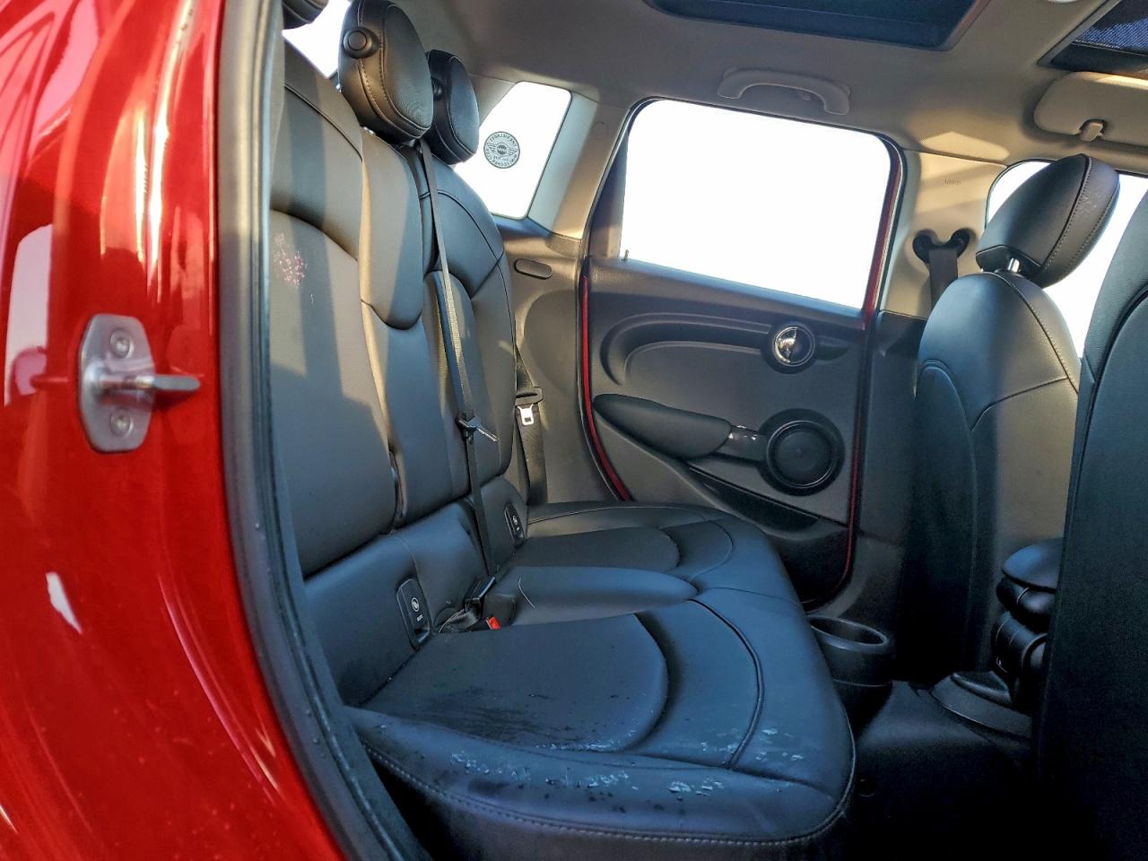 2019 MINI COOPER photo 11