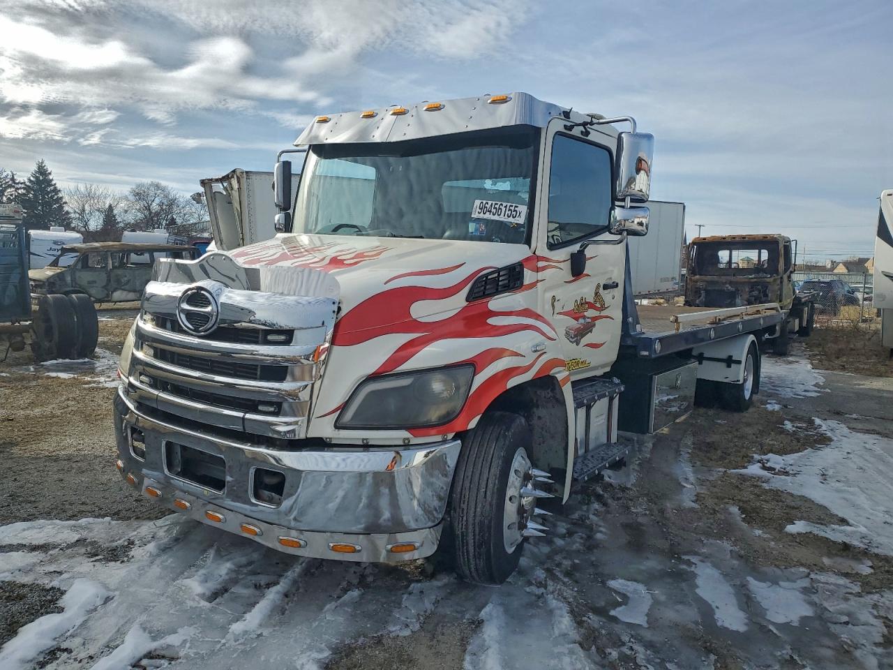 2014 HINO 258/268 ROLLBACK TRUCK photo 2
