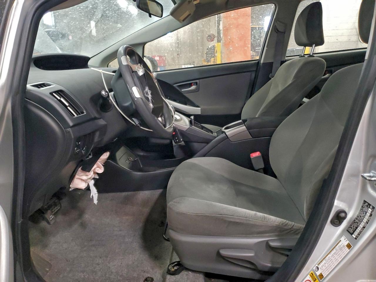 2012 TOYOTA PRIUS photo 7