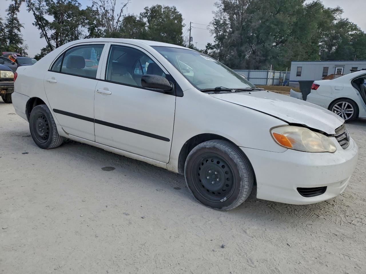 2004 TOYOTA COROLLA CE photo 4