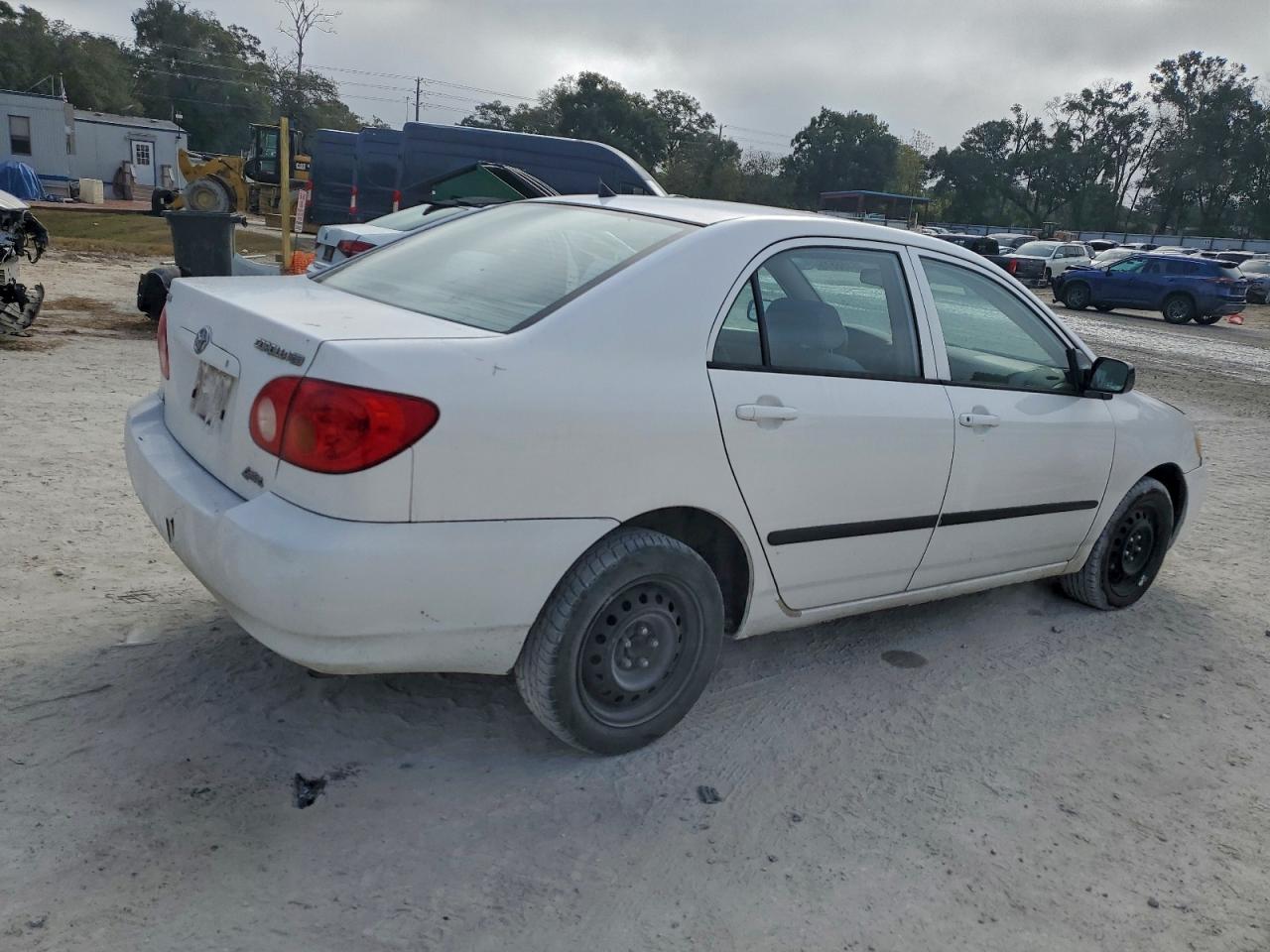 2004 TOYOTA COROLLA CE photo 3