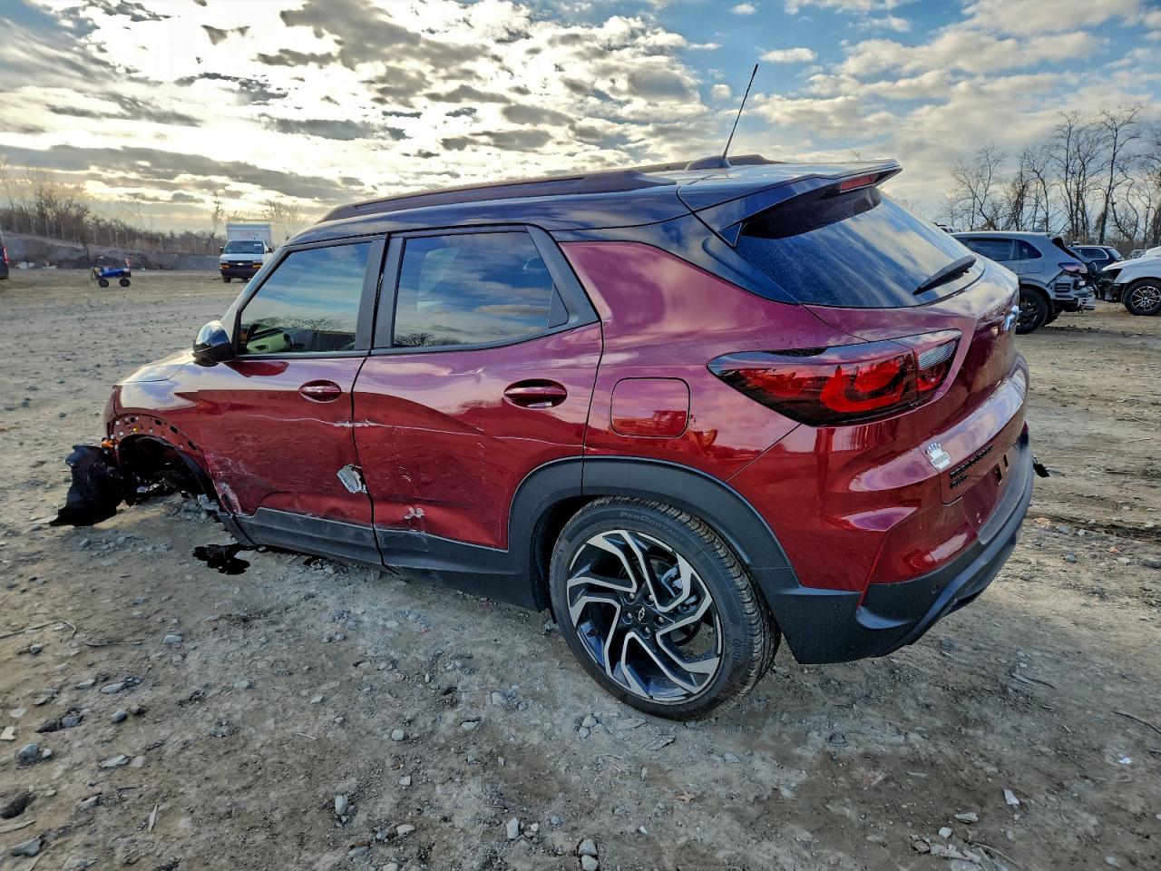 2025 CHEVROLET TRAILBLAZER RS photo 2