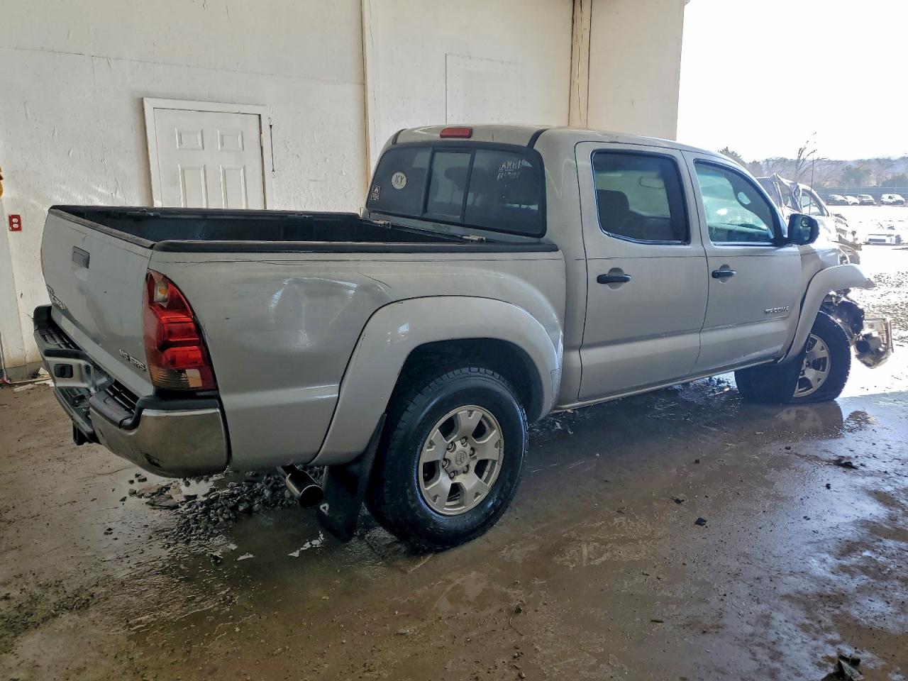 2005 TOYOTA TACOMA DOUBLE CAB photo 3