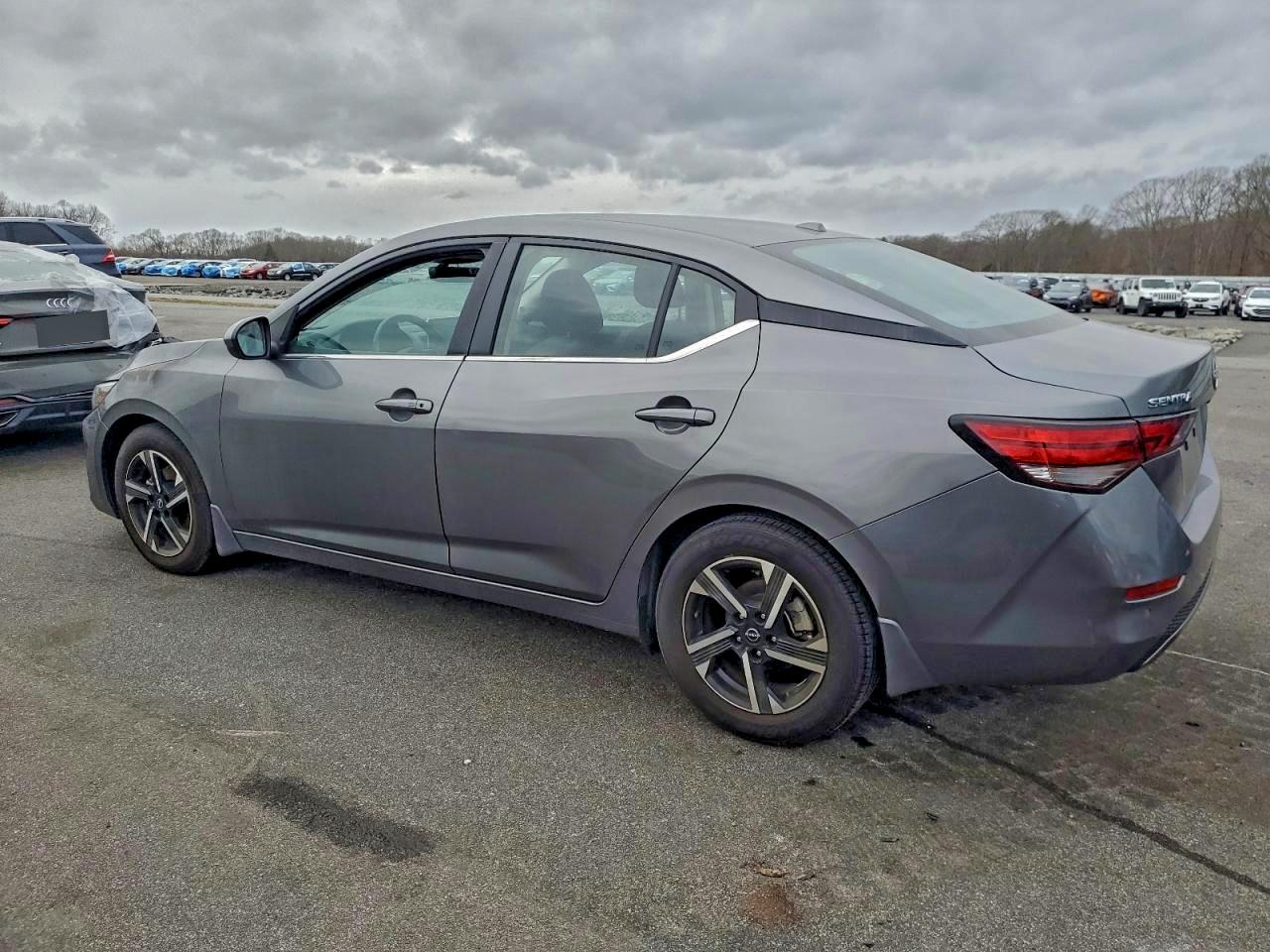 2024 NISSAN SENTRA SV photo 2