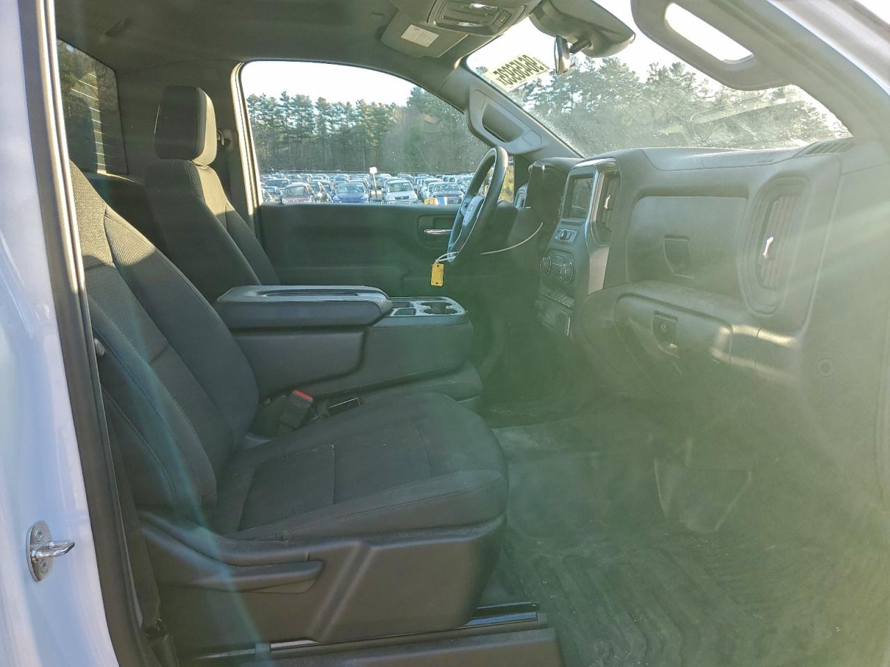 2024 CHEVROLET SILVERADO C1500 photo 10