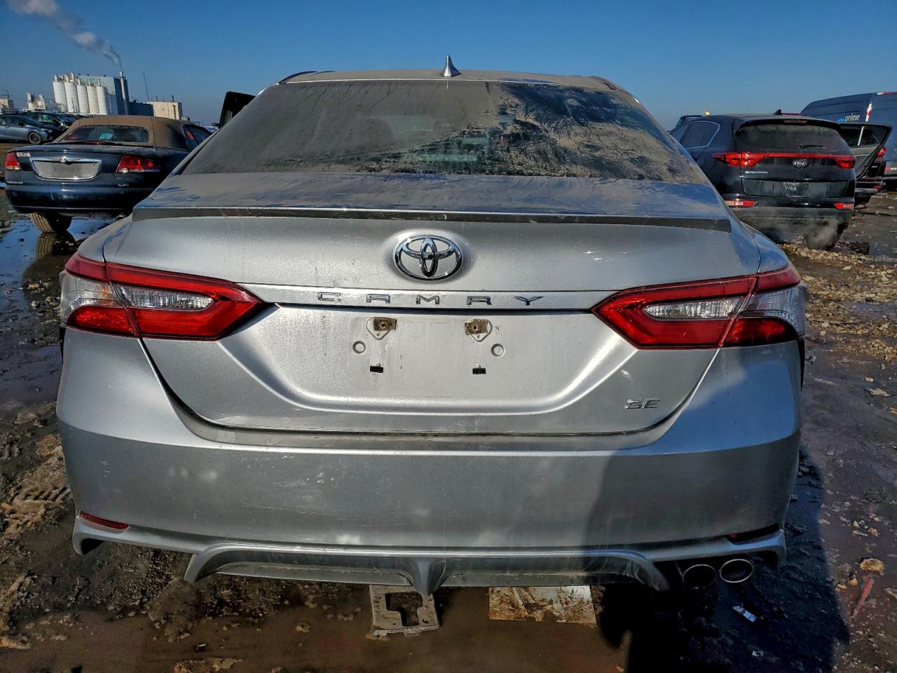 2018 TOYOTA CAMRY L photo 6