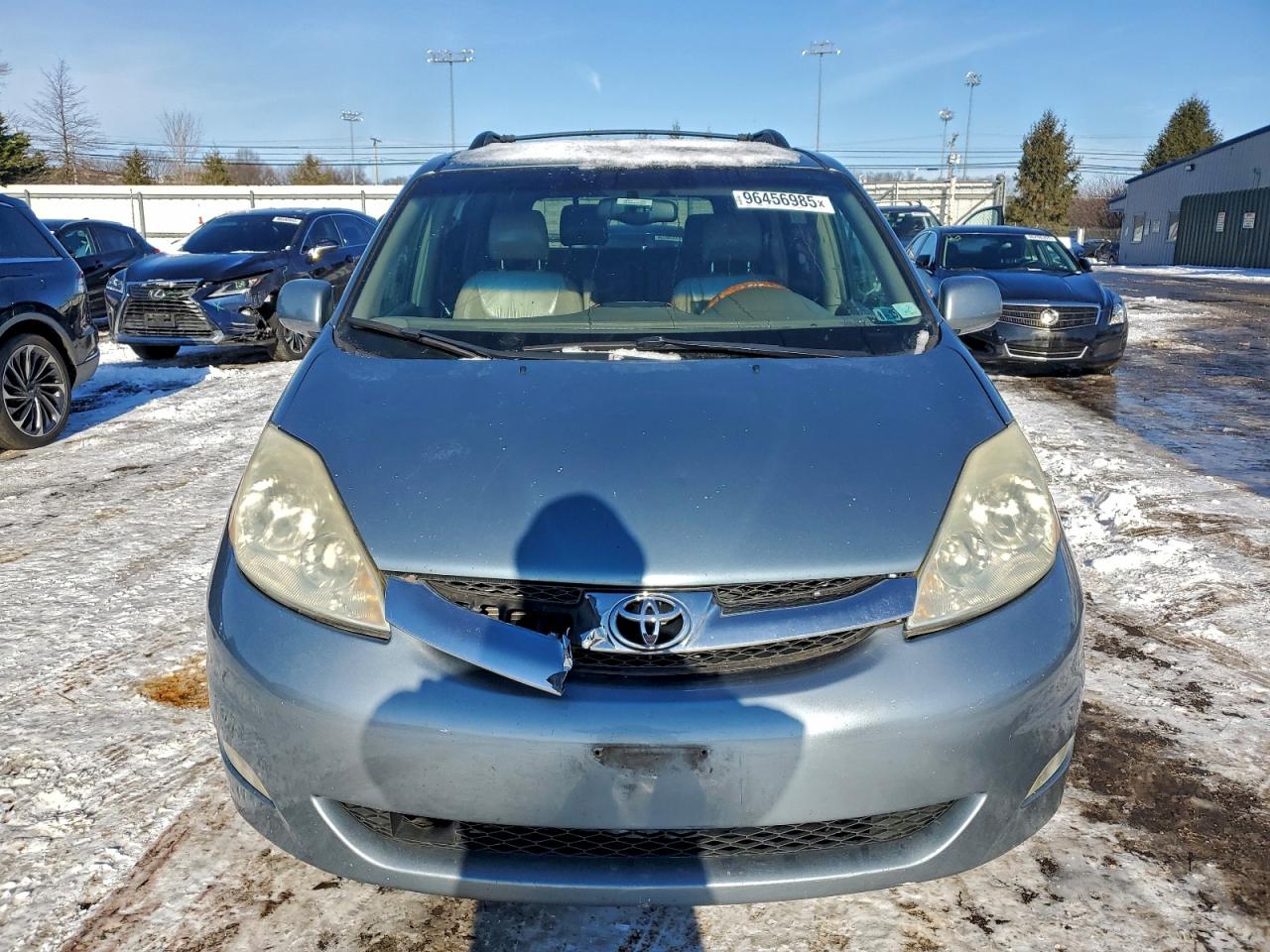 2006 TOYOTA SIENNA XLE photo 5