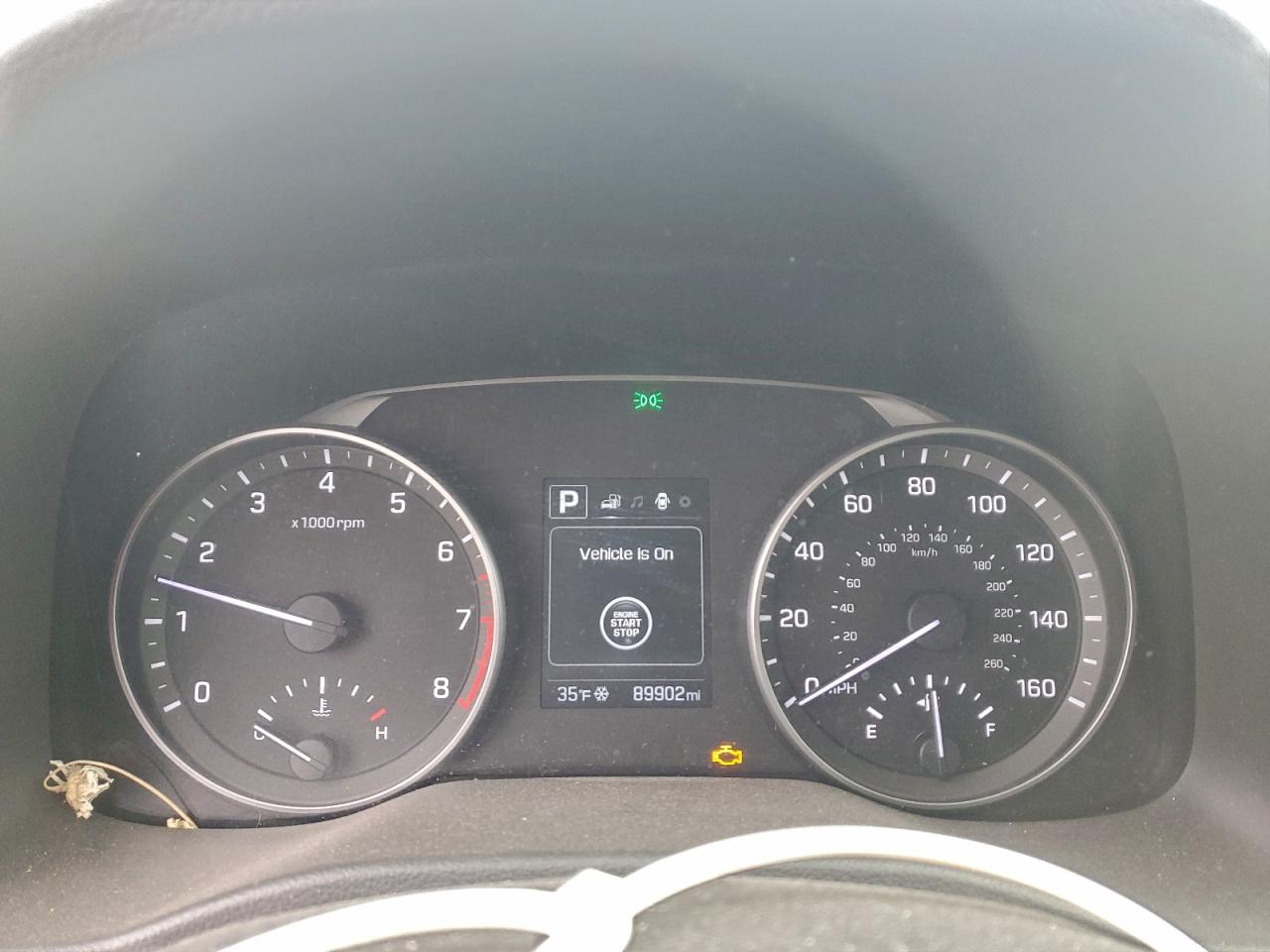 2017 HYUNDAI ELANTRA SE photo 9