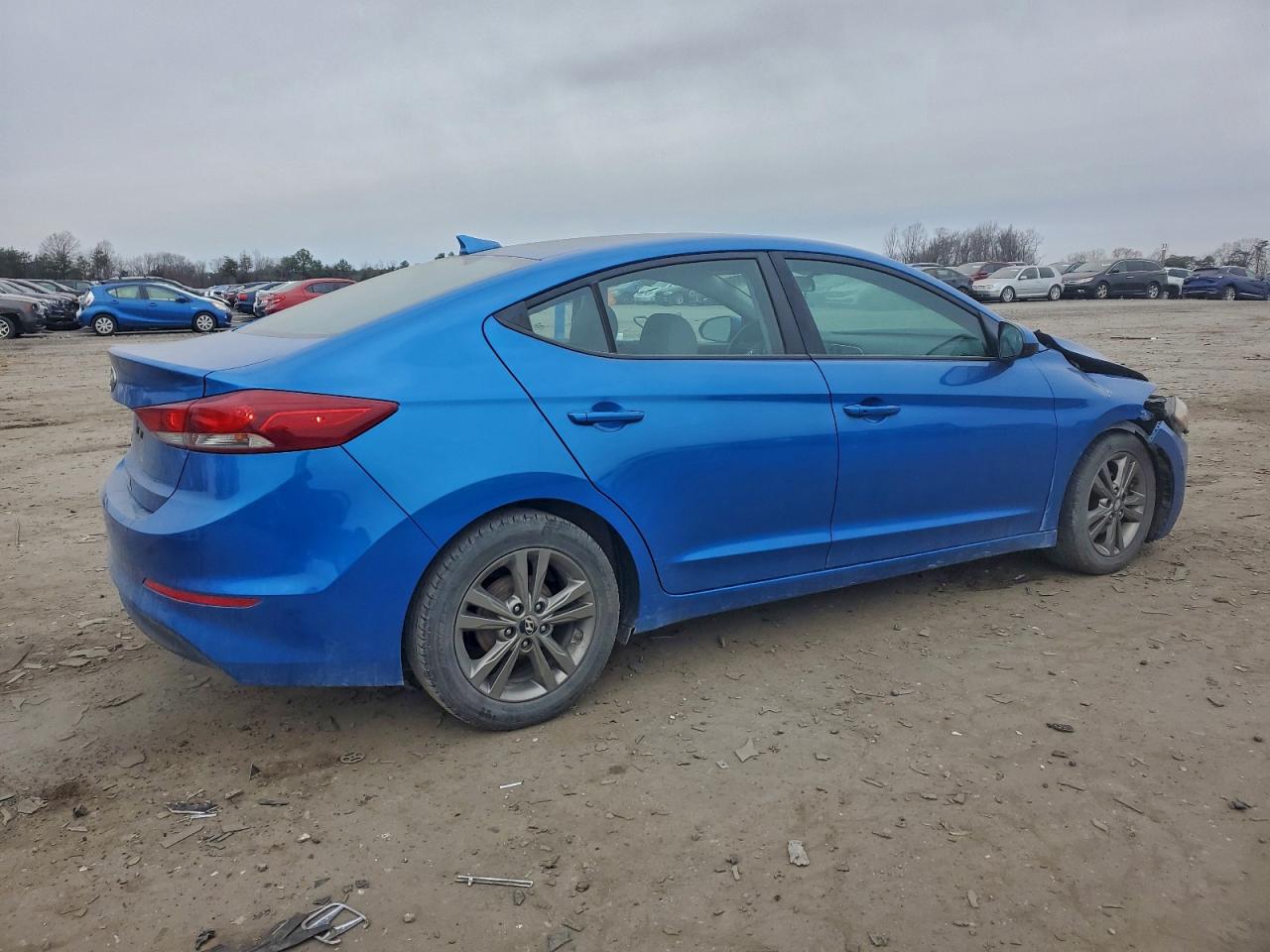 2017 HYUNDAI ELANTRA SE photo 3