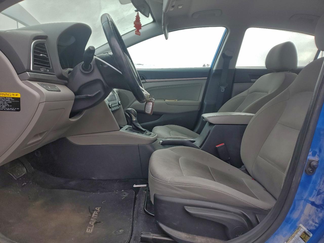 2017 HYUNDAI ELANTRA SE photo 7