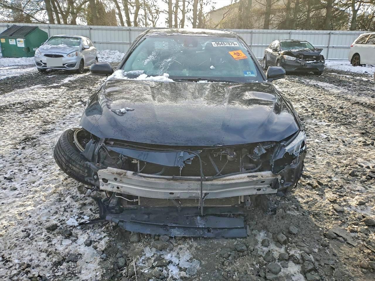 2018 TOYOTA CAMRY L photo 9