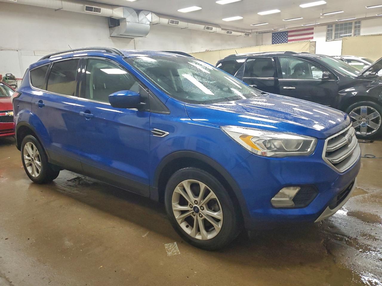 2017 FORD ESCAPE SE photo 4