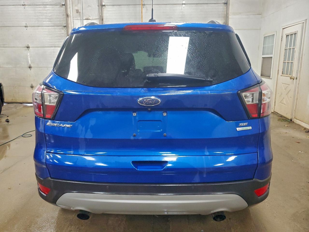 2017 FORD ESCAPE SE photo 6