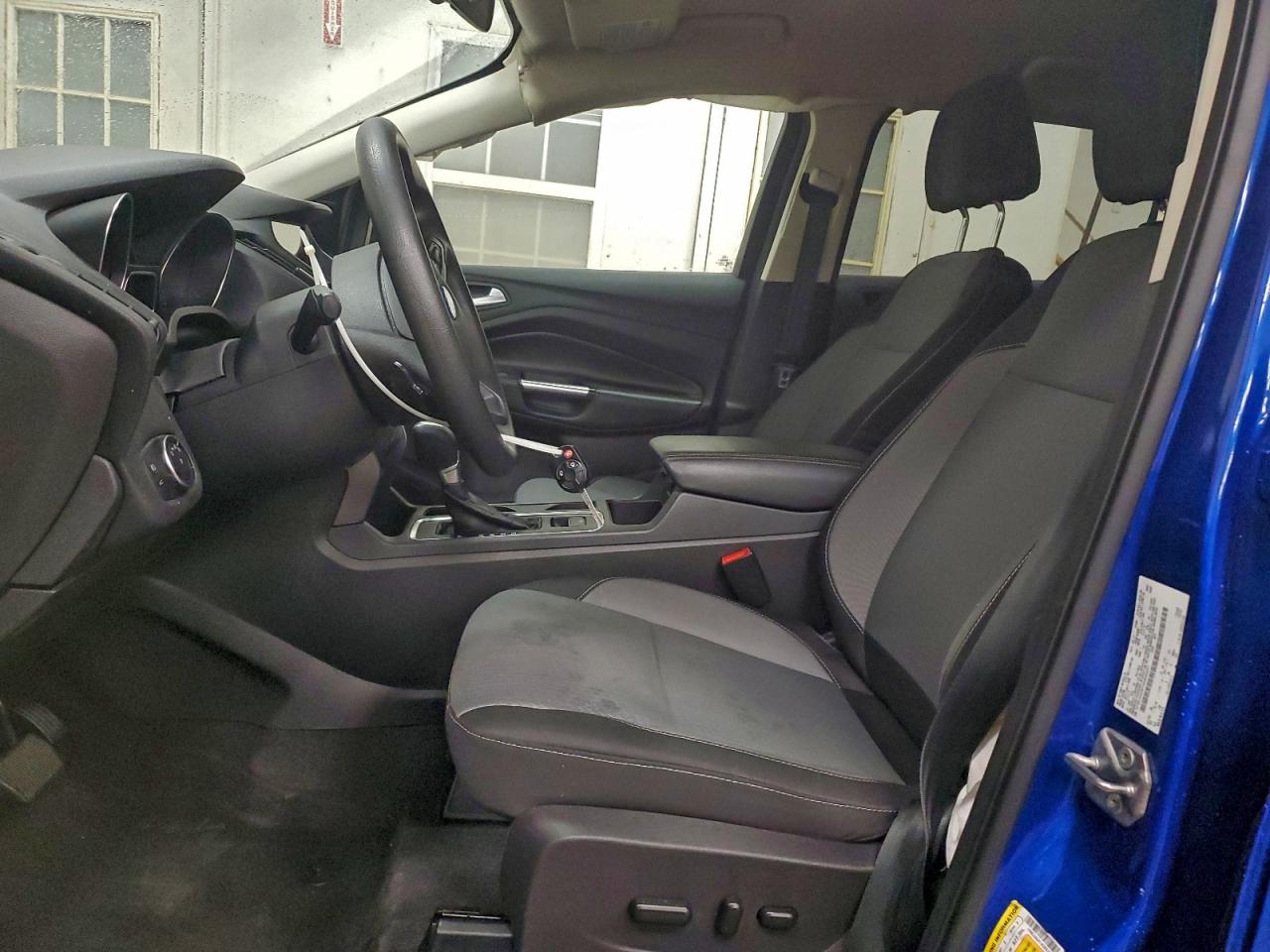 2017 FORD ESCAPE SE photo 7