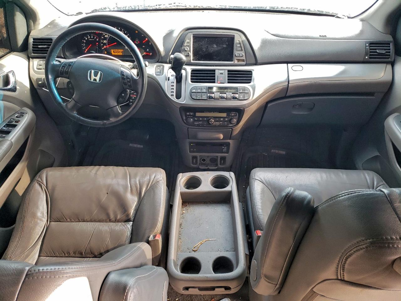 2008 HONDA ODYSSEY TOURING photo 8